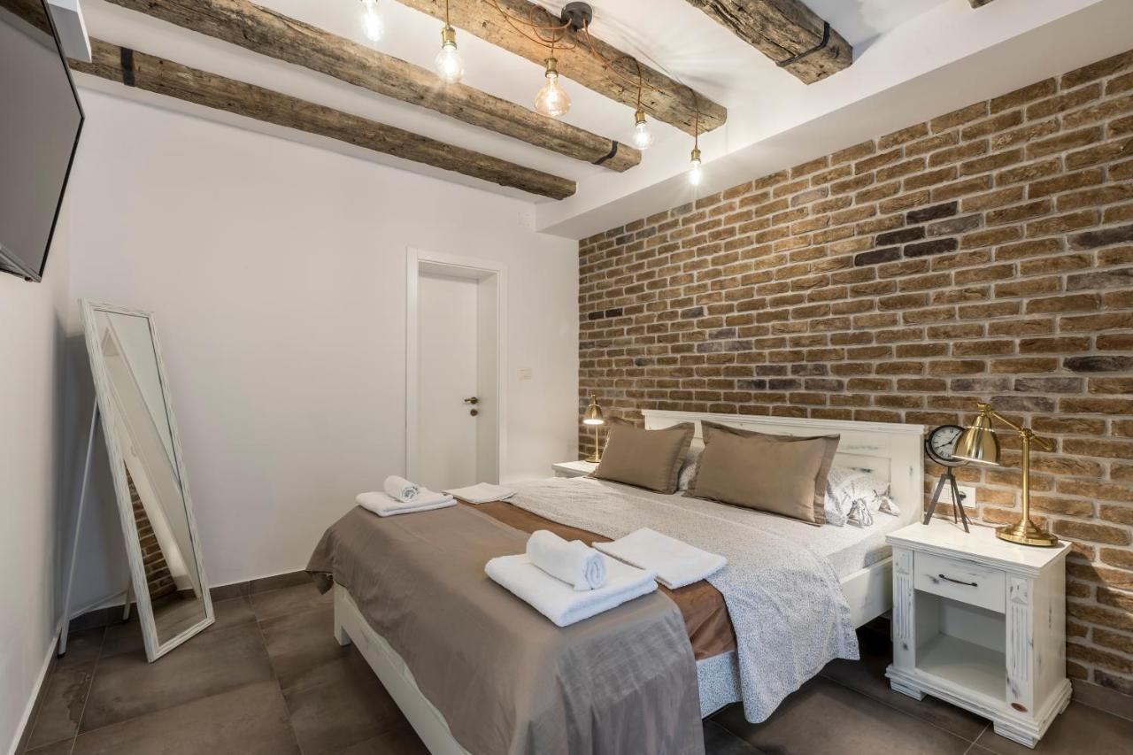 Studio Apartments Insula 斯普利特 外观 照片